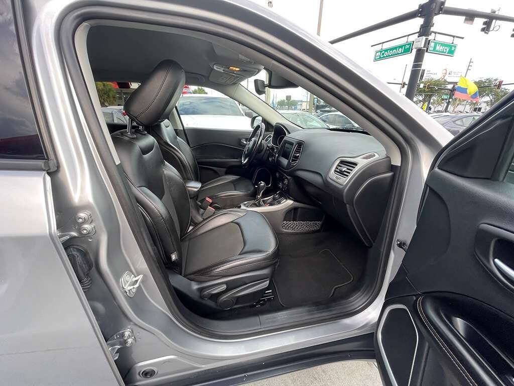 Used 2020 Jeep Compass Latitude AWD/4WD image 18