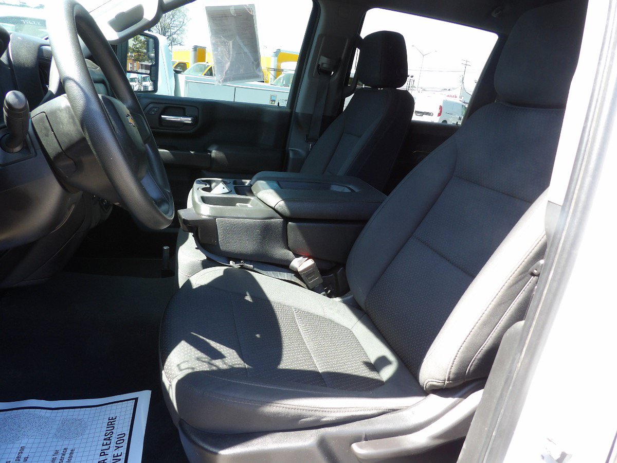 Used 2023 Chevrolet Silverado 2500 Custom w/ Infotainment Package AWD/4WD image 8