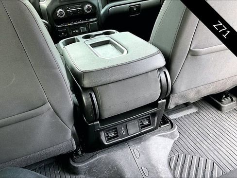 Used 2025 Chevrolet Silverado 2500 Custom w/ Custom Value Package image 11