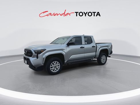 Certified 2025 Toyota Tacoma SR RWD image 4