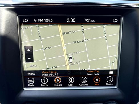 Used 2018 Jeep Grand Cherokee Laredo image 33