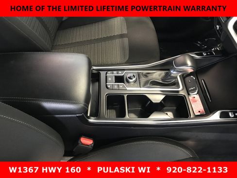 Used 2023 Kia Sorento AWD image 6