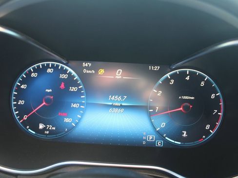 Used 2020 Mercedes-Benz GLC 300 4MATIC Coupe image 32