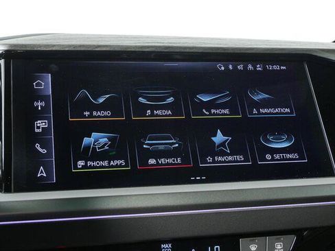 Used 2024 Audi Q4 e-tron Premium Plus AWD/4WD image 25