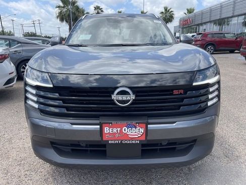 New 2025 Nissan Kicks SR image 2