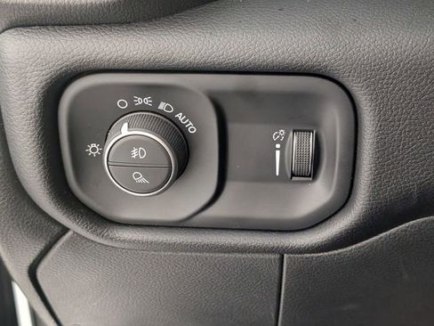 Used 2026 RAM 2500 Big Horn AWD/4WD image 14