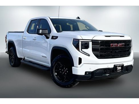 Used 2025 GMC Sierra 1500 Elevation AWD/4WD image 2