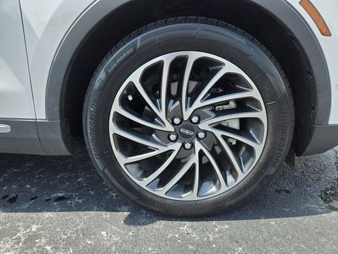 Used 2019 Lincoln Nautilus Reserve FWD image 23