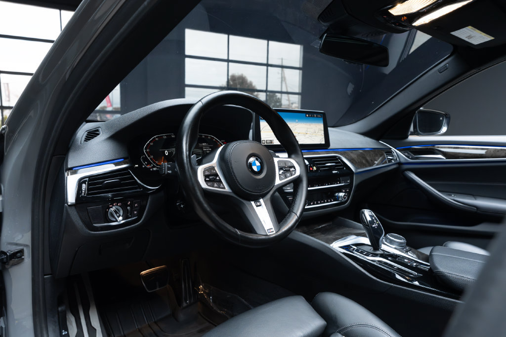 Used 2022 BMW 540i w/ M Sport Package RWD image 21