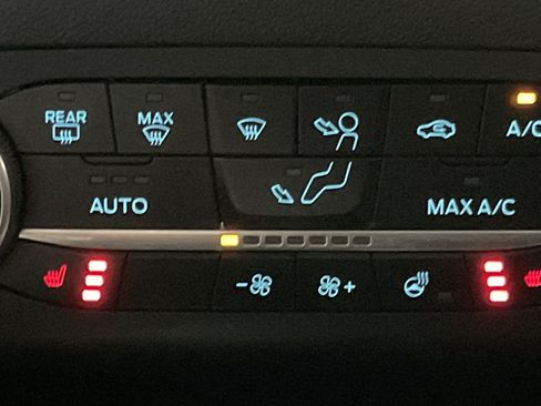 Used 2024 Ford Escape Active AWD/4WD image 16