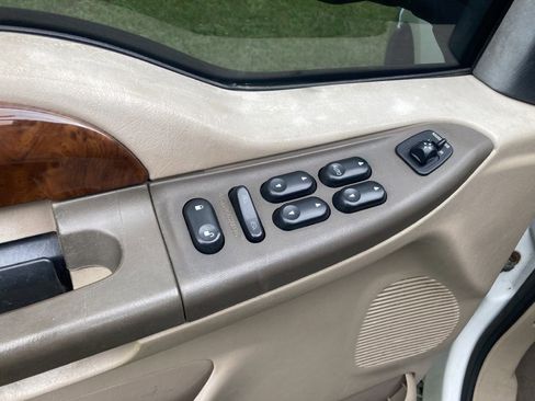 Used 2004 Ford F350 Lariat image 15