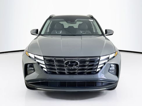 Used 2024 Hyundai Tucson Limited FWD image 2