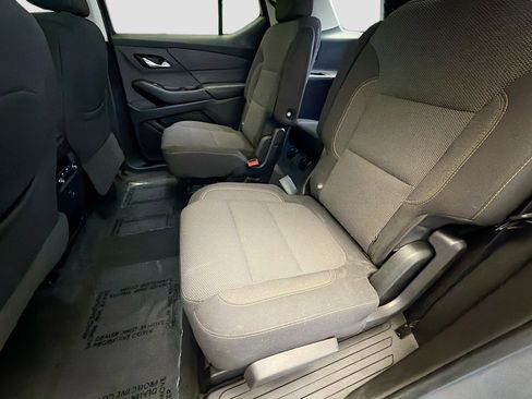 Used 2019 Chevrolet Traverse LT image 18
