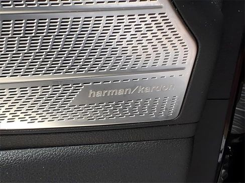 Used 2020 Hyundai Palisade Limited image 19