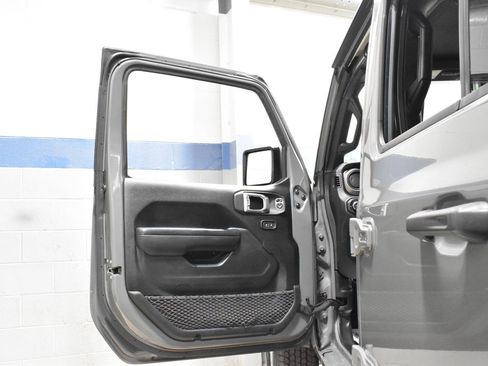 Used 2021 Jeep Wrangler Unlimited Sport image 10