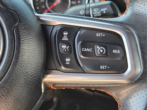 Used 2020 Jeep Gladiator Mojave AWD/4WD image 31