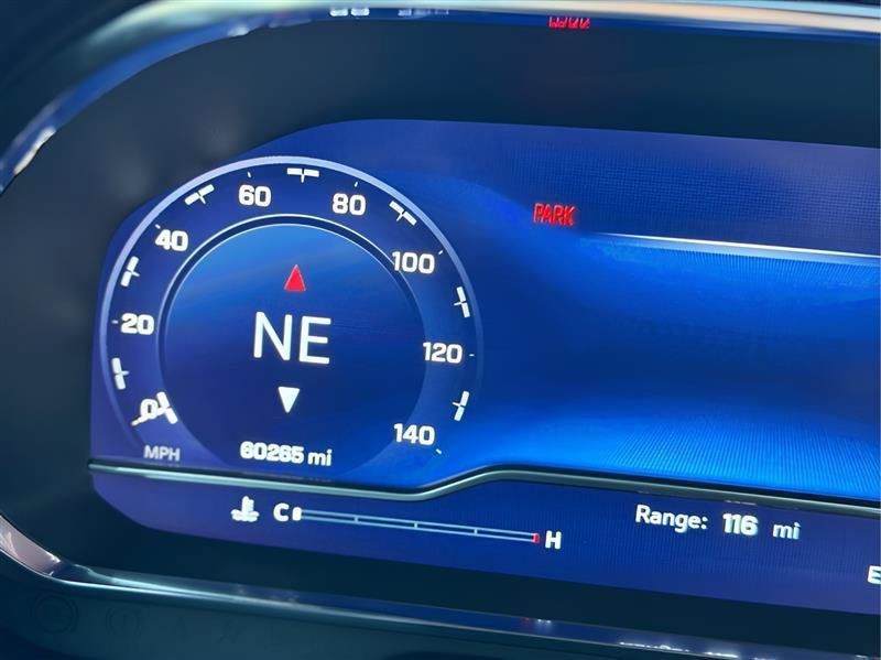 Used 2022 Chevrolet Tahoe Premier RWD image 56