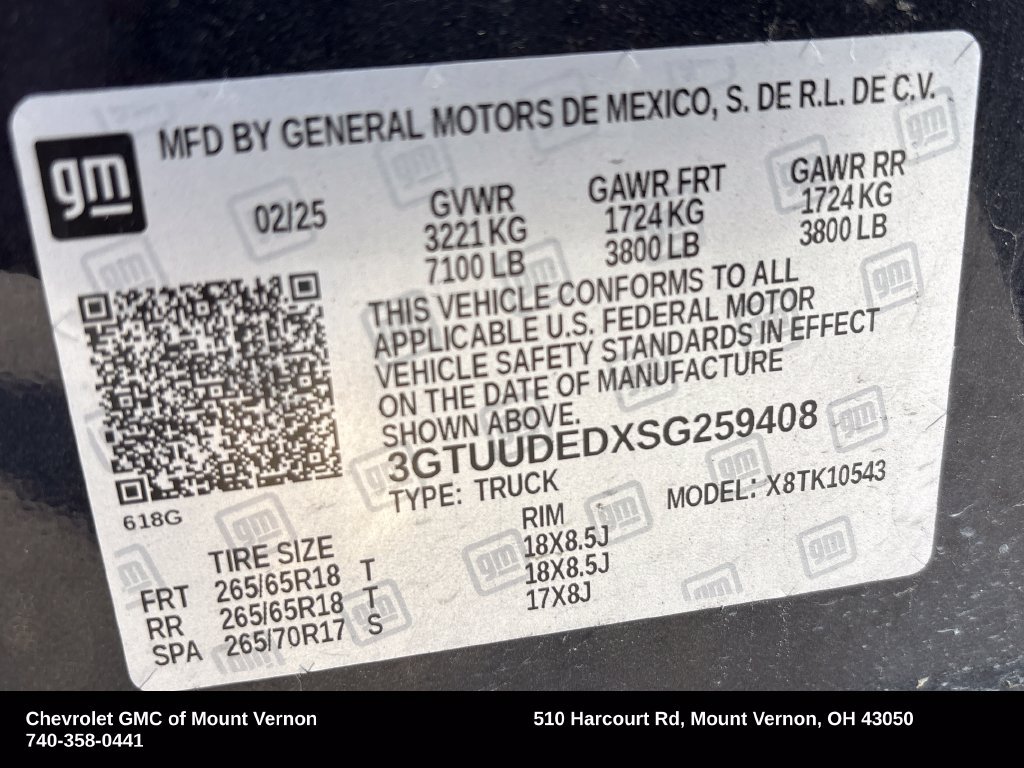 Used 2025 GMC Sierra 1500 SLT AWD/4WD image 31