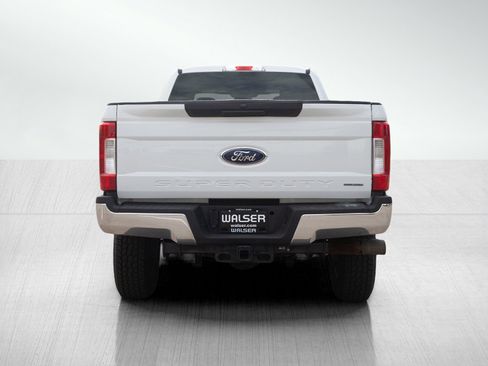 Used 2018 Ford F350 XLT AWD/4WD image 4