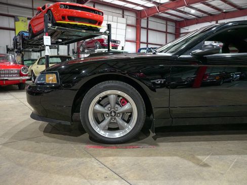 Used 2001 Ford Mustang GT RWD image 3