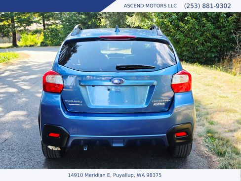 Used 2017 Subaru Crosstrek 2.0i Premium AWD/4WD image 4