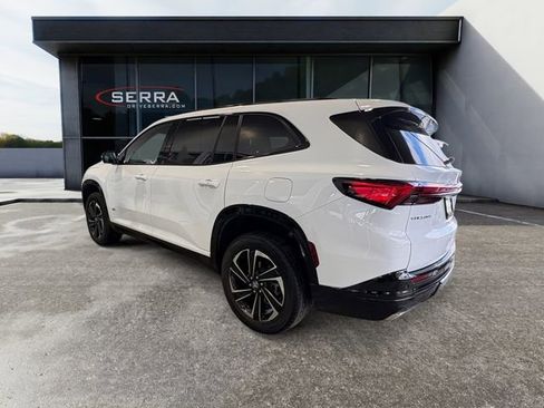 Used 2025 Buick Enclave Sport Touring w/ Power Package image 3