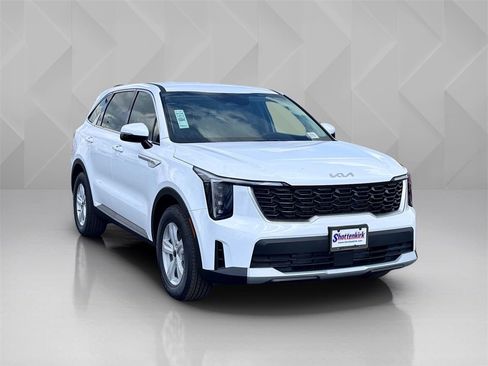New 2026 Kia Sorento LX image 3