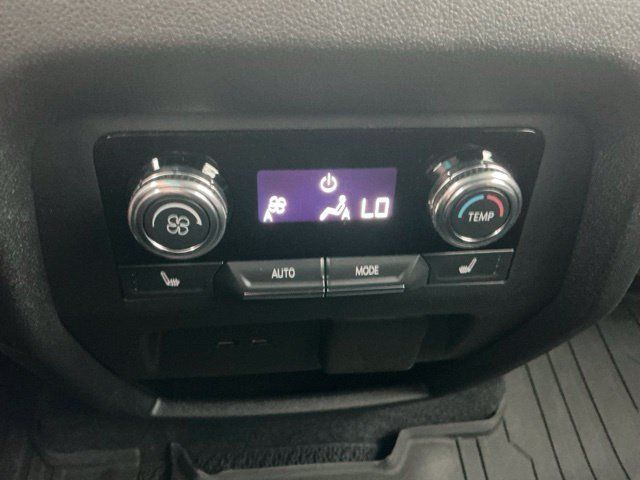 Used 2025 GMC Acadia Denali w/ Super Cruise Package FWD image 24