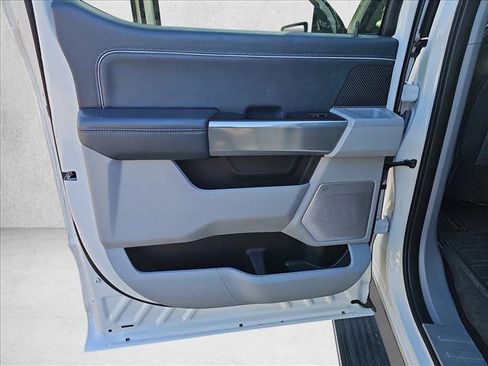 Used 2023 Ford F150 Limited image 12