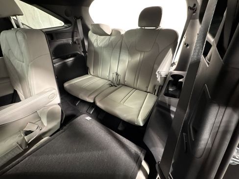 New 2026 Kia Sorento SX Prestige image 32