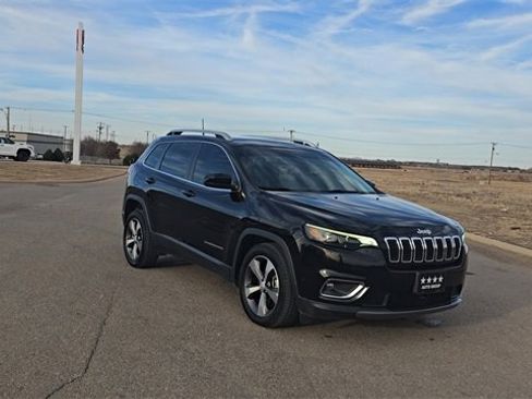 Used 2021 Jeep Cherokee Limited image 4