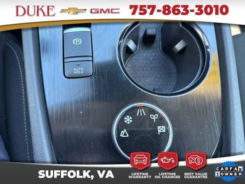 Used 2023 Nissan Rogue S image 13