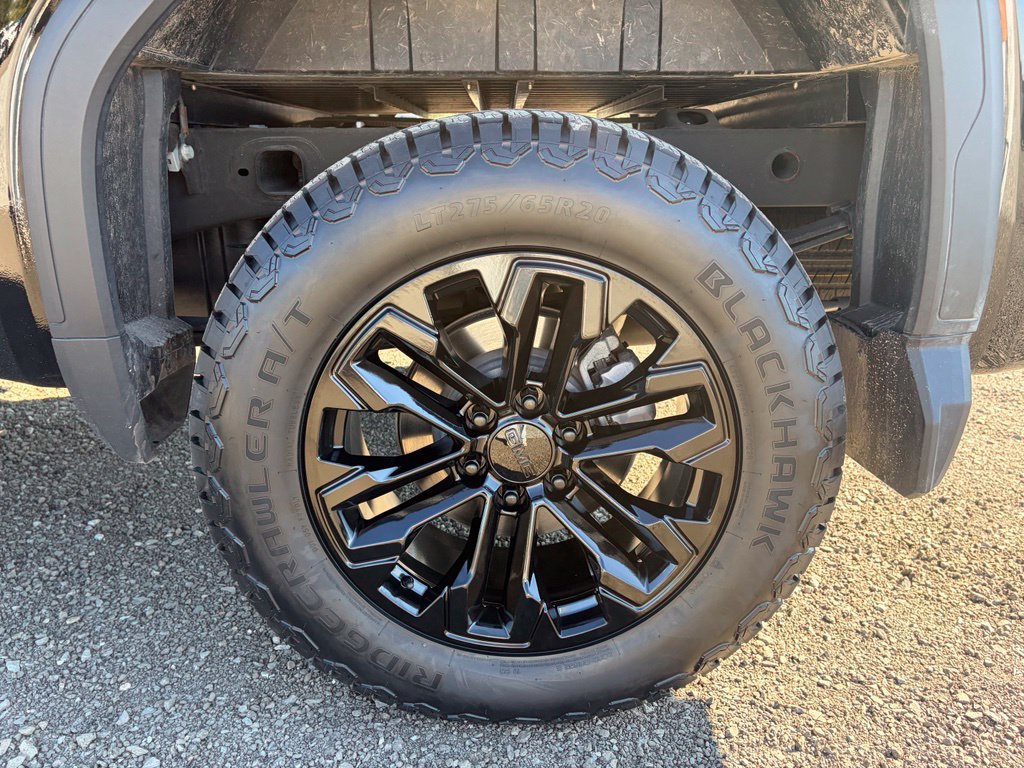 Used 2026 GMC Sierra 1500 AT4 w/ AT4 Premium Package AWD/4WD image 7