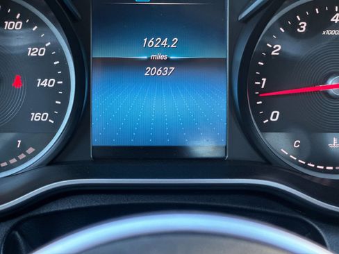 Used 2020 Mercedes-Benz C 300 C 300 image 28