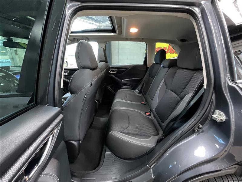 Used 2021 Subaru Forester Premium AWD/4WD image 23