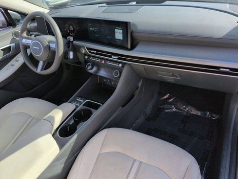 Used 2025 Hyundai Sonata SEL FWD image 31
