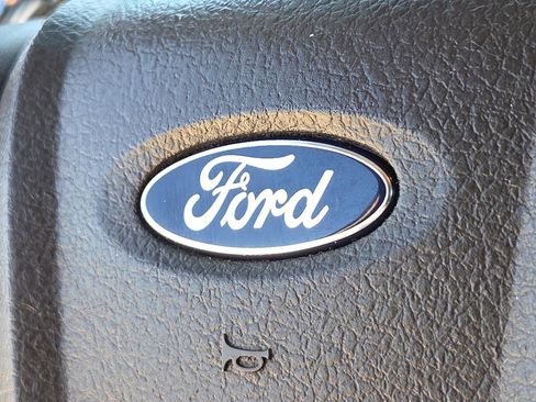 Used 2010 Ford F150 Lariat image 24