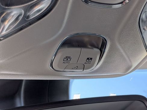 Used 2022 Jeep Compass Limited w/ Sun and Sound Group image 20