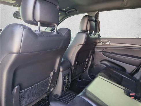 Used 2022 Jeep Grand Cherokee Laredo X RWD image 19