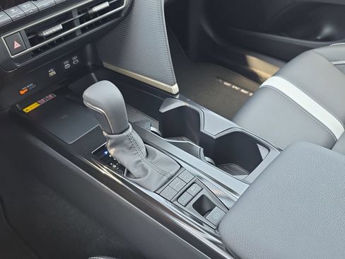 New 2026 Toyota Camry SE w/ Convenience Package FWD image 21