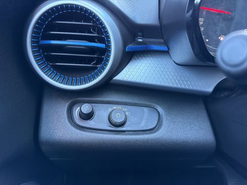 Used 2024 Chevrolet Trax LS w/ LS Convenience Package image 33