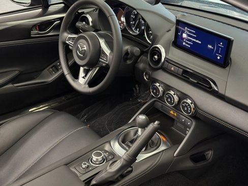 New 2025 MAZDA MX-5 Miata Grand Touring RWD image 12