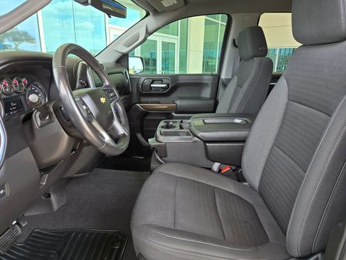 Used 2022 Chevrolet Silverado 1500 LT image 9