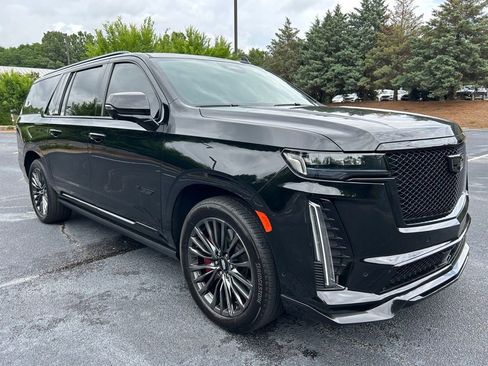 Used 2023 Cadillac Escalade ESV V AWD/4WD image 24