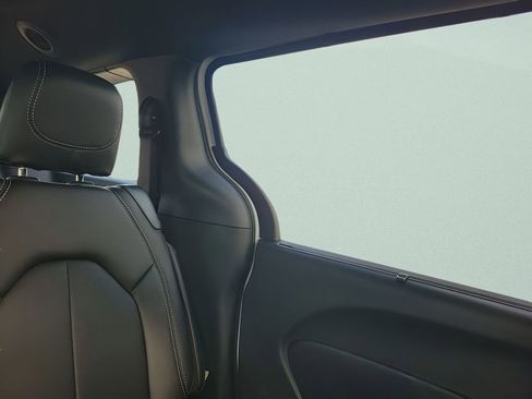 New 2026 Chrysler Voyager LX image 14