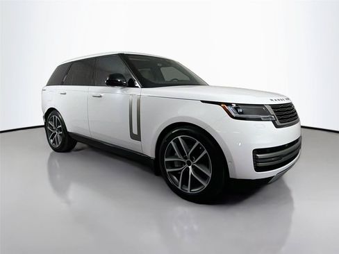New 2026 Land Rover Range Rover SE AWD/4WD image 3
