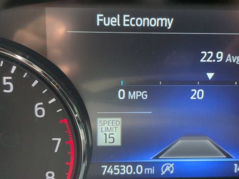 Used 2020 Ford Explorer XLT w/ Equipment Group 202A RWD image 21