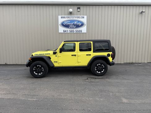 Used 2024 Jeep Wrangler Unlimited Rubicon 4xe AWD/4WD image 1