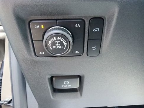 New 2026 Ford Expedition Tremor AWD/4WD image 18