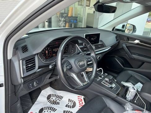 Used 2019 Audi Q5 2.0T Premium Plus w/ Premium Plus Package AWD/4WD image 6
